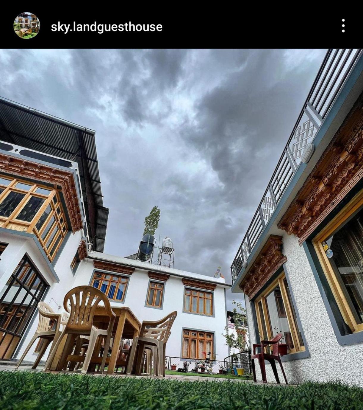 Sky Land Hostel Leh Exterior photo